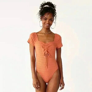 Juniors' SO® Short Sleeve Cinched Front Cutout Bodysuit
